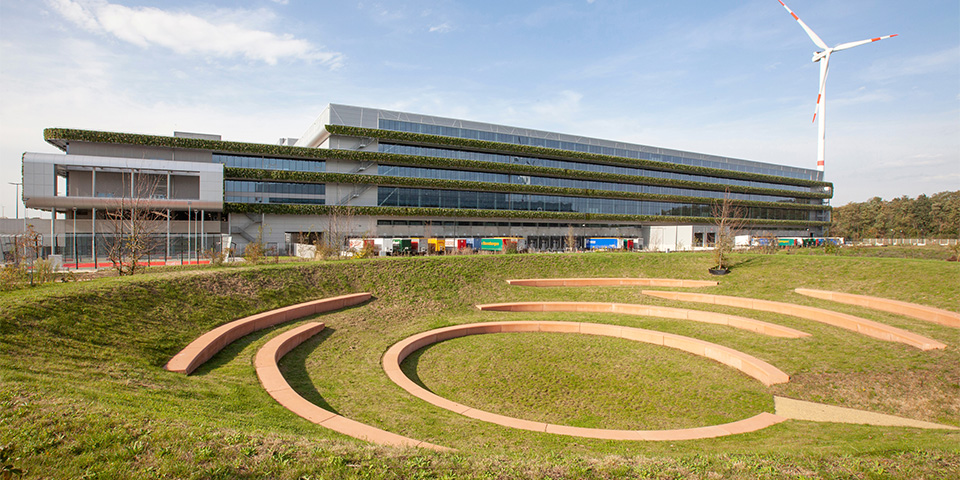 aanwijzing hoog Vestiging NIKE European Logistics Campus | Nieuw distributiecentrum profileert zich  als vlaggenschip van duurzaamheid