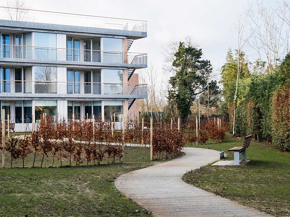 Zorgeloze oude dag in exclusieve appartementen 3