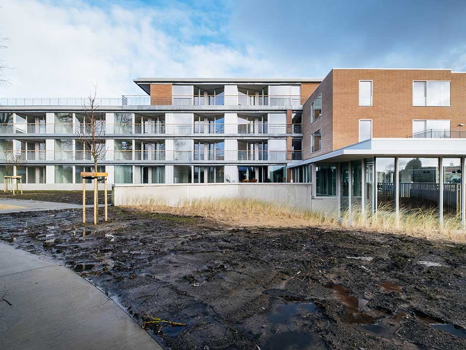 Zorgeloze oude dag in exclusieve appartementen 2