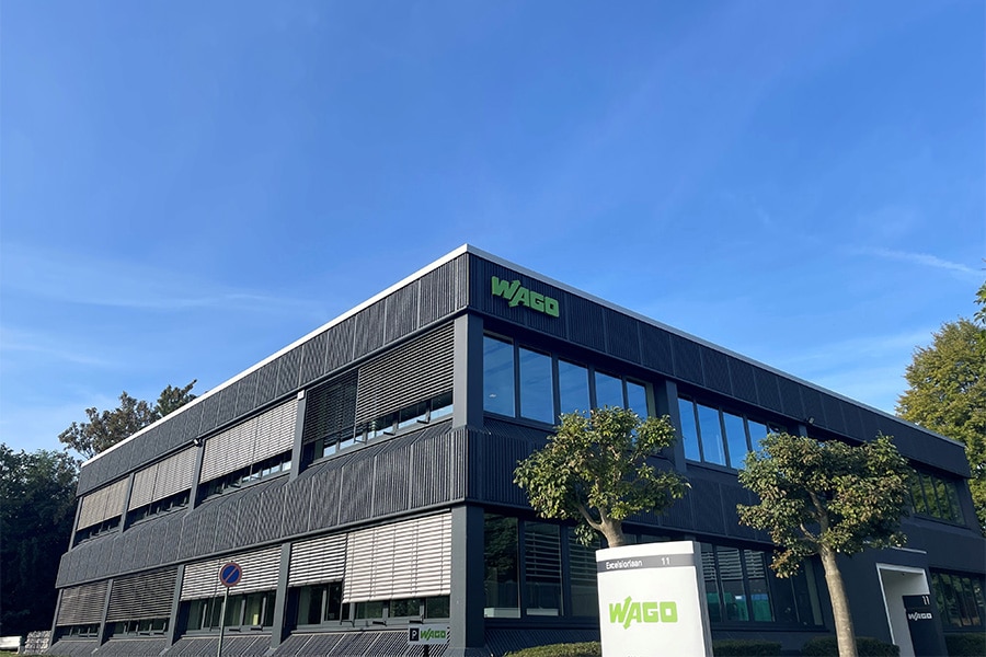 Fabrikant elektrische aansluitings- en automatiseringscomponenten brengt werkcomfort, duurzaamheid en efficiëntie samen in gerenoveerd kantoor
