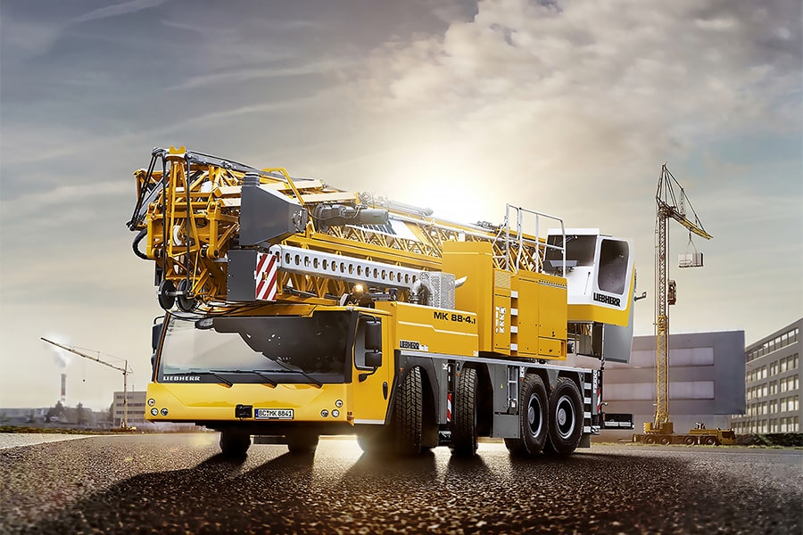 Nieuwe batterij drijft toren- en mobiele kranen aan