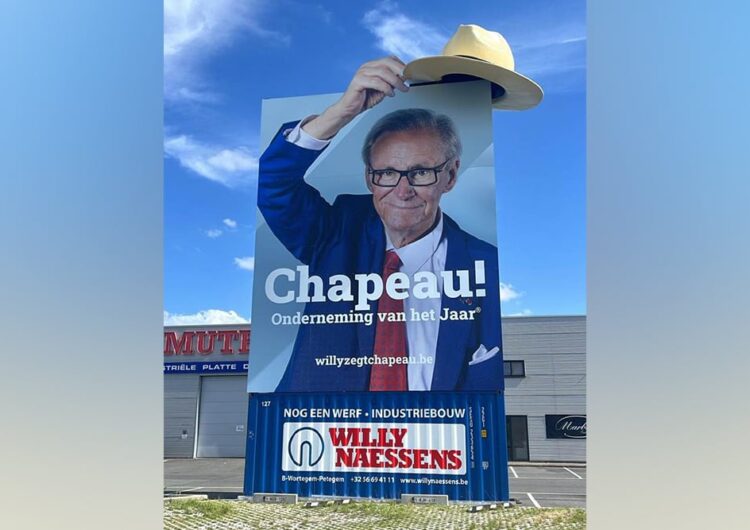 Willy Naessens Group viert titel Onderneming van het Jaar® met opvallende marketingcampagne langs de E17 3