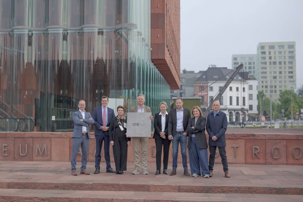 Marktleider in b2b-tegelmarkt versterkt positie via strategische fusie
