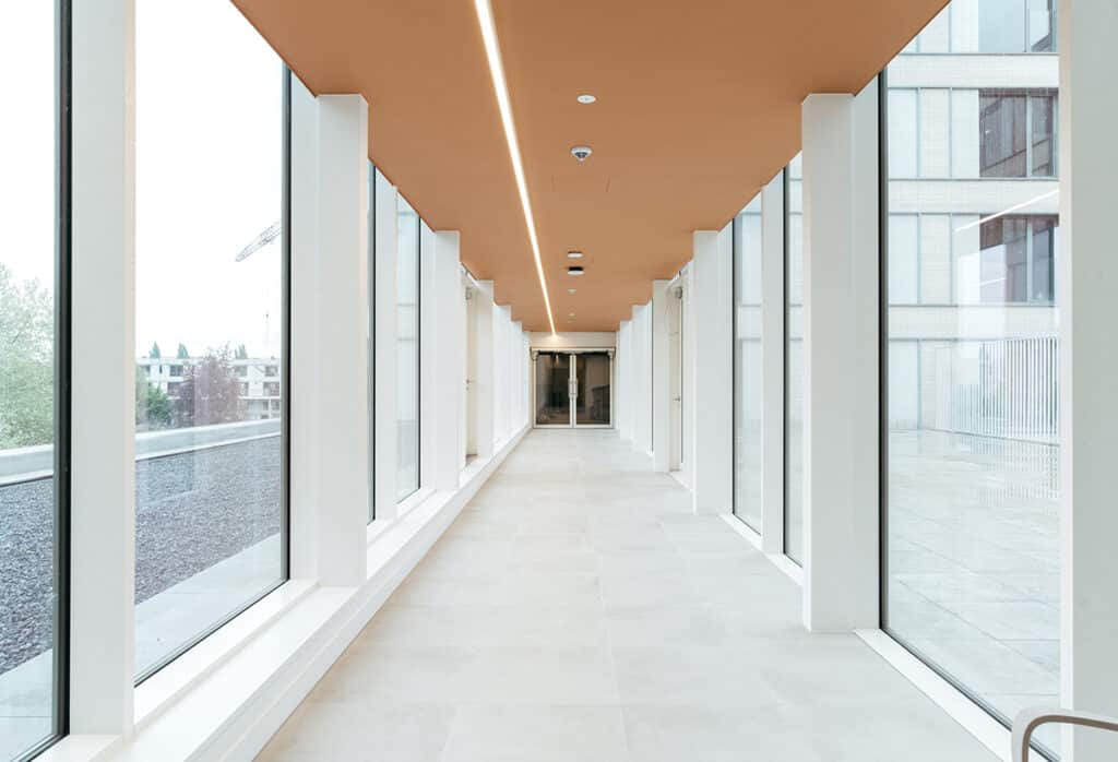 Nieuwe ziekenhuisvleugel stroomlijnt interne werking en zorgbeleving 4