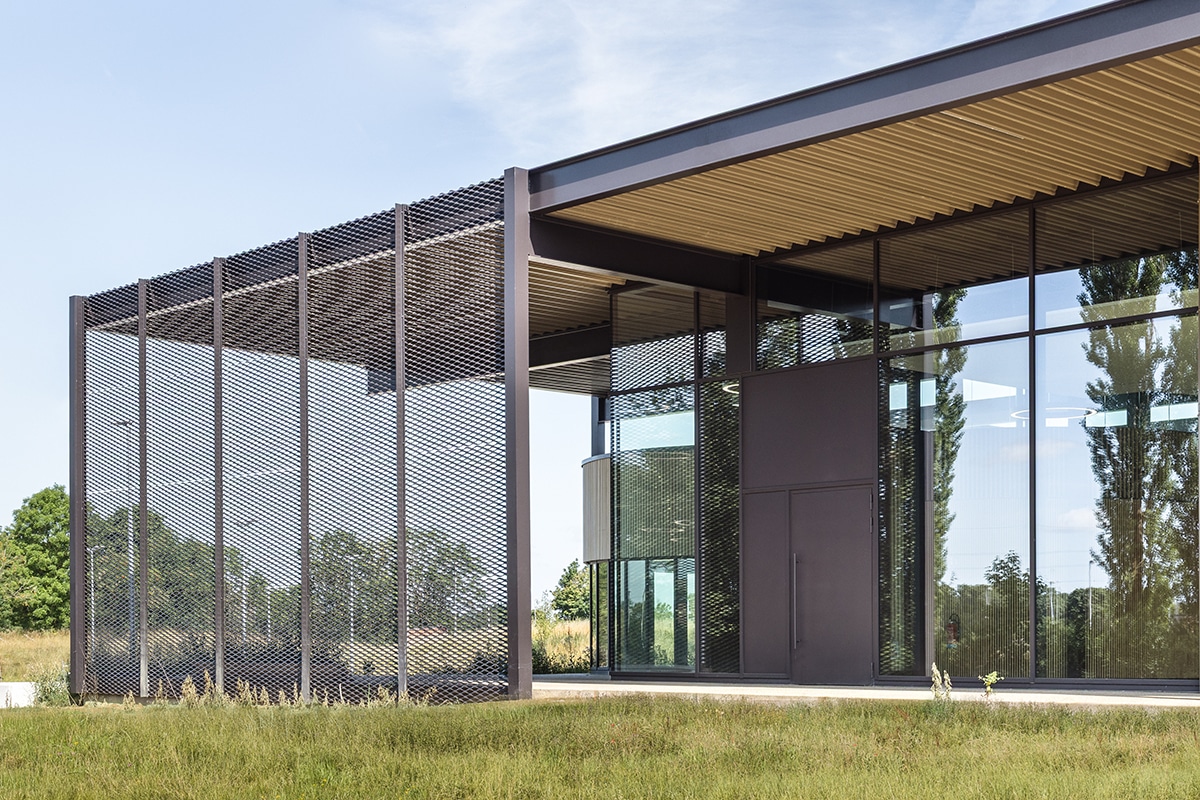 Repliceerbaar horecagebouw met hybride structuur voor Defensie 1