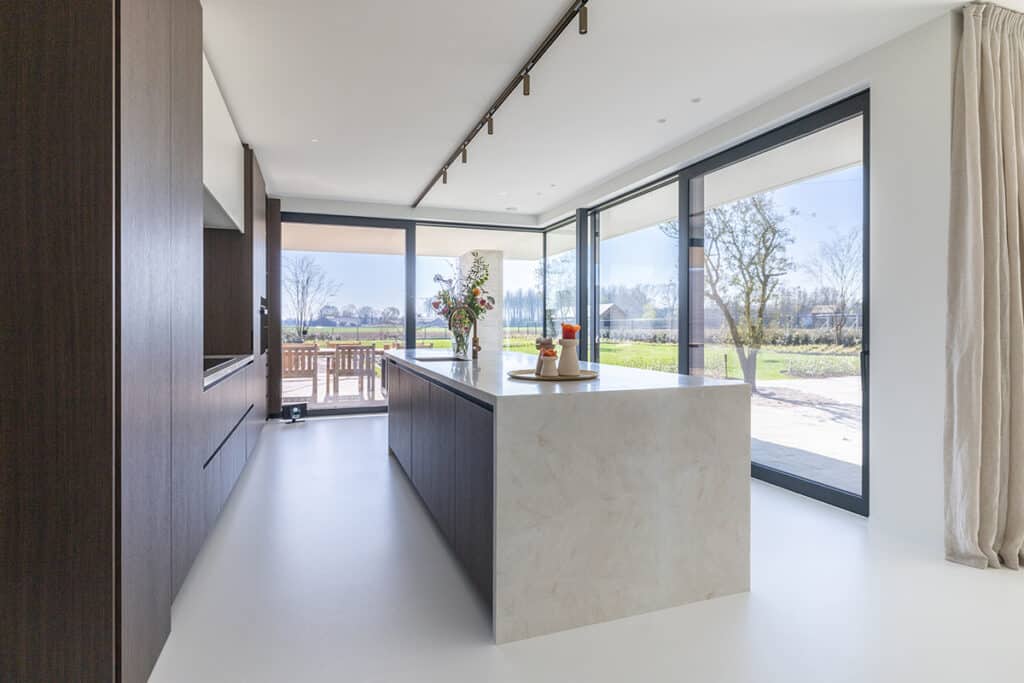 Techniek en beleving verenigd in moderne woning 2