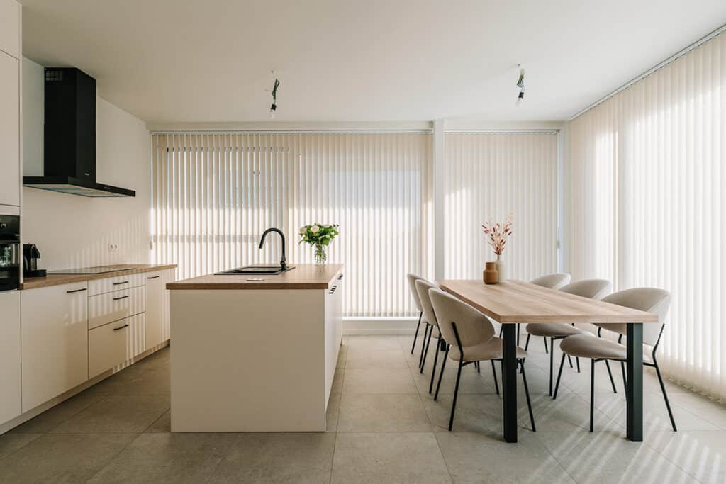 Stijlvol woonensemble met parkoase op oude meubelsite 3