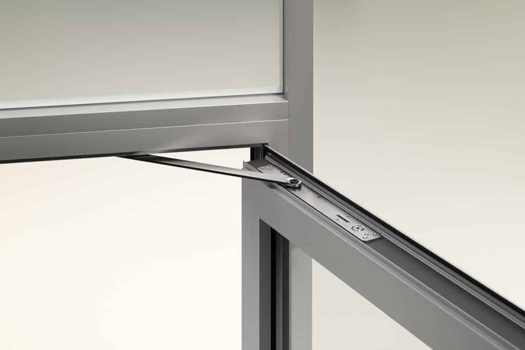 Dormakaba introduceert een nieuwe inbouwdeurdranger met hydraulische openingsdemping 1