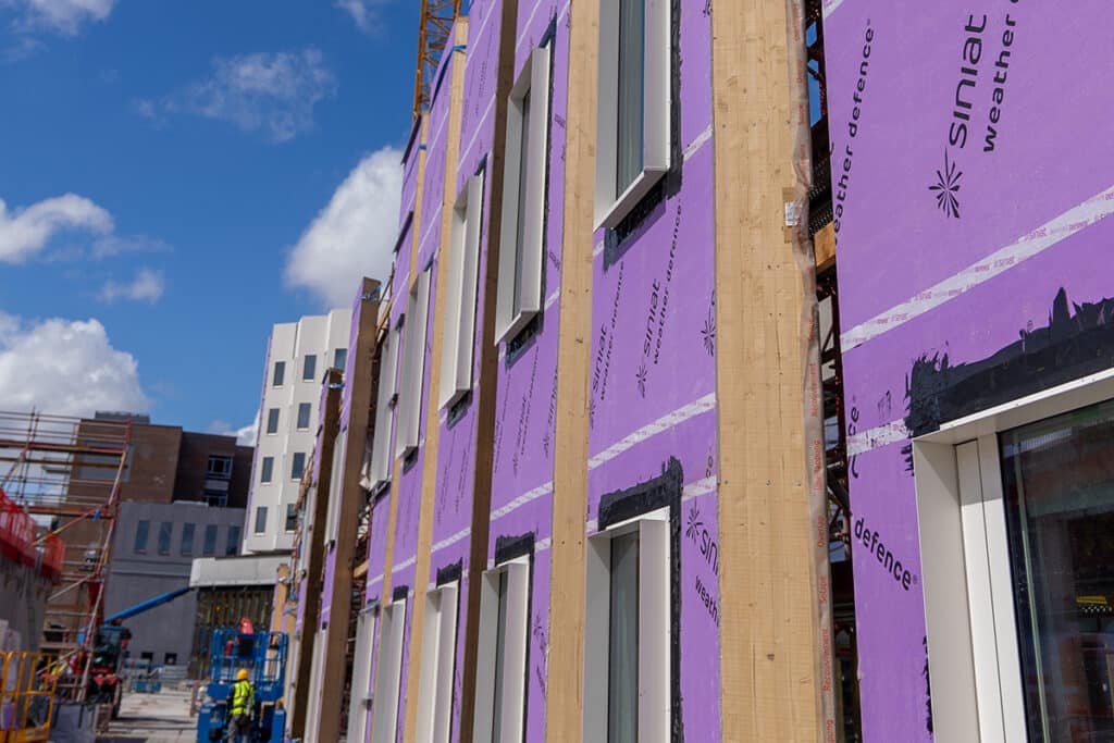 Fabrikant van gipskartonplaten ziet zijn oplossingen steeds vaker toegepast in houtskeletbouw 1