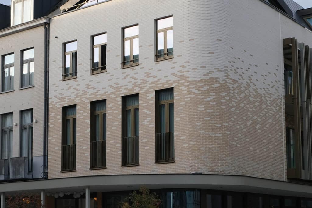 Fraai hoekpand maakt plaatje op Grote Markt opnieuw compleet 4