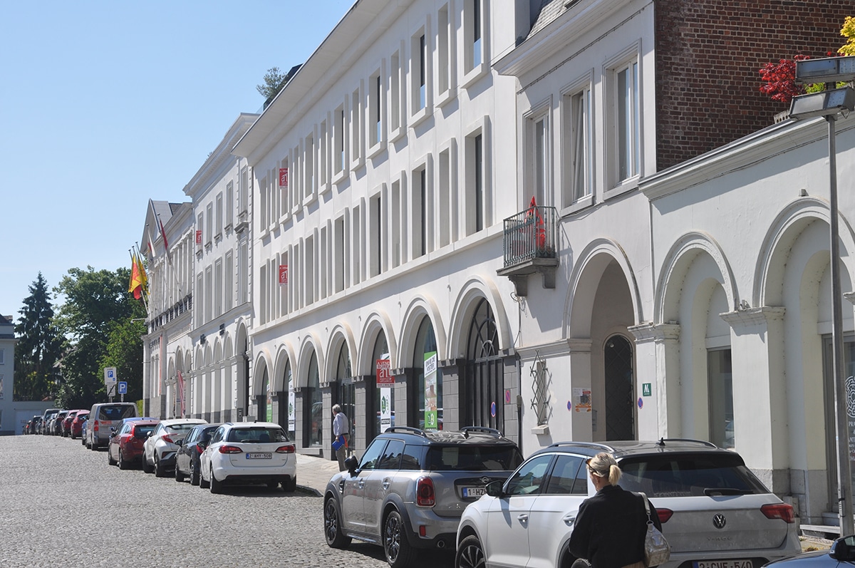 Hedendaags neoclassicisme in architectonisch beton 1
