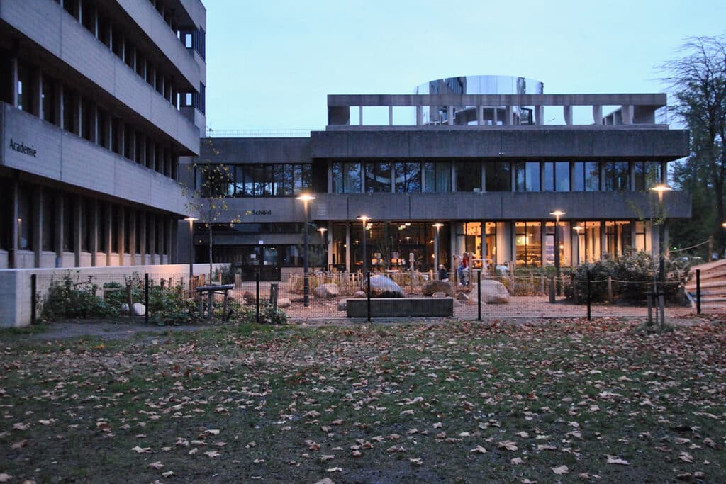 Vier multifunctionele gebouwen, één toekomstgerichte transformatie 4