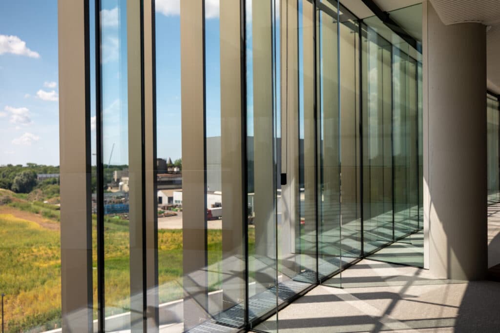 Zonwering accentueert iconische gevel 2