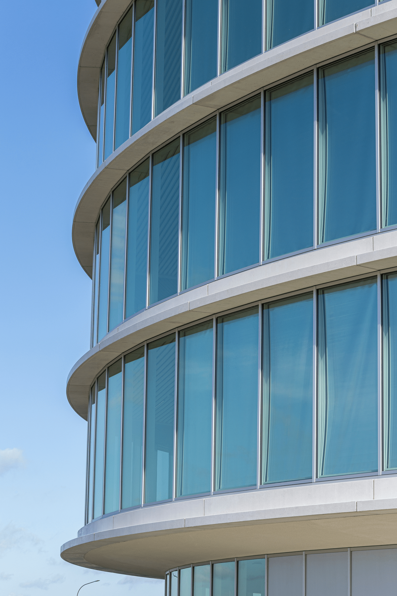 Hecht partnership en engineering op maat resulteren in uniek gevelconcept 2