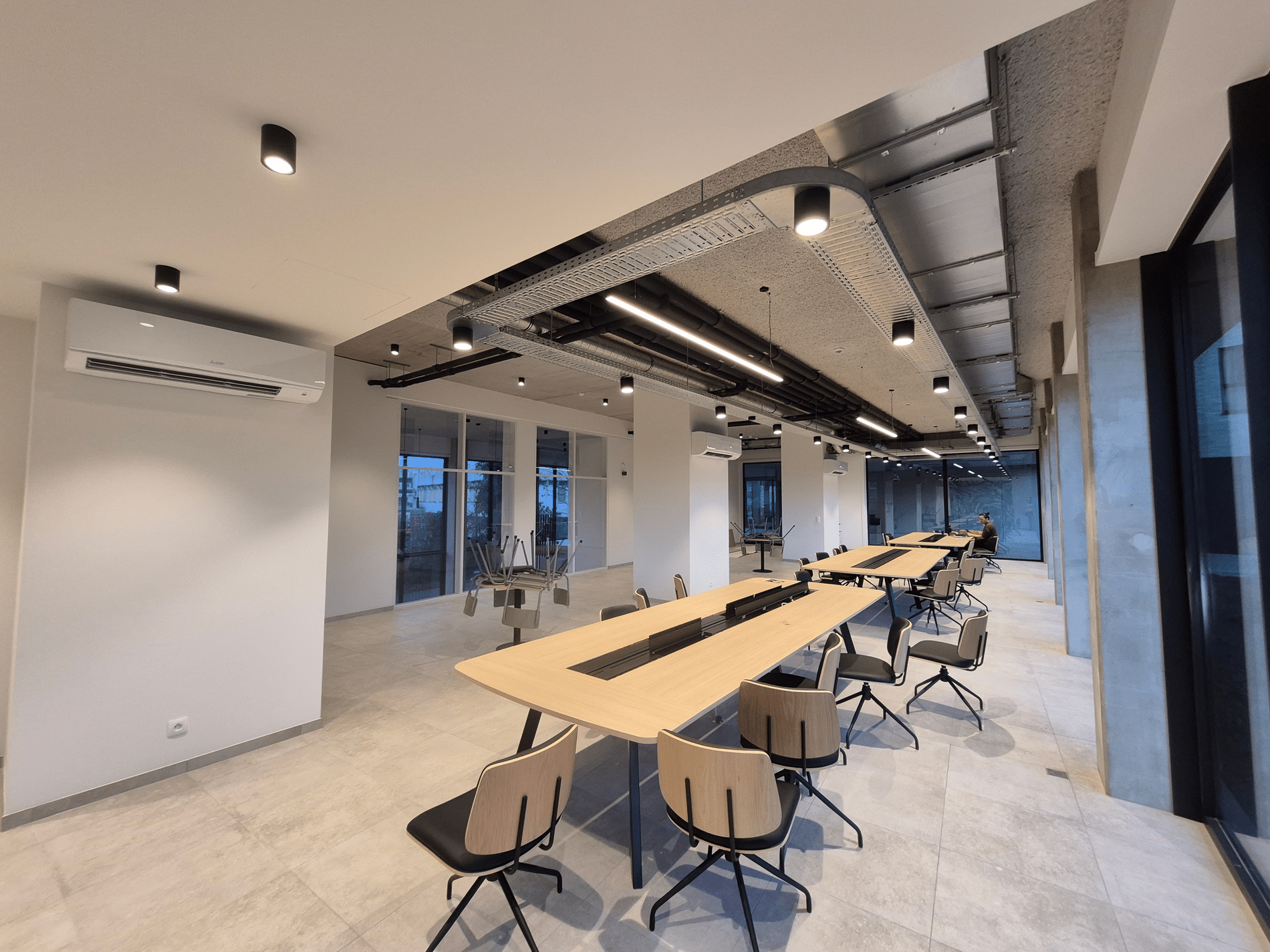 Fraai studentenkotencomplex zet toon voor indrukwekkende universiteitscampus 3