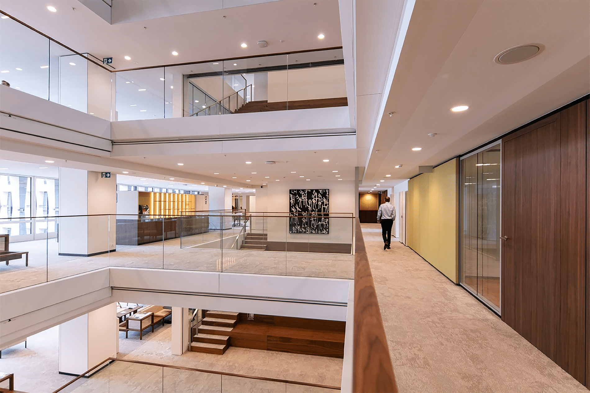 Uniek interieur in ere hersteld dankzij duurzaam en budgetvriendelijk plaatmateriaal 5