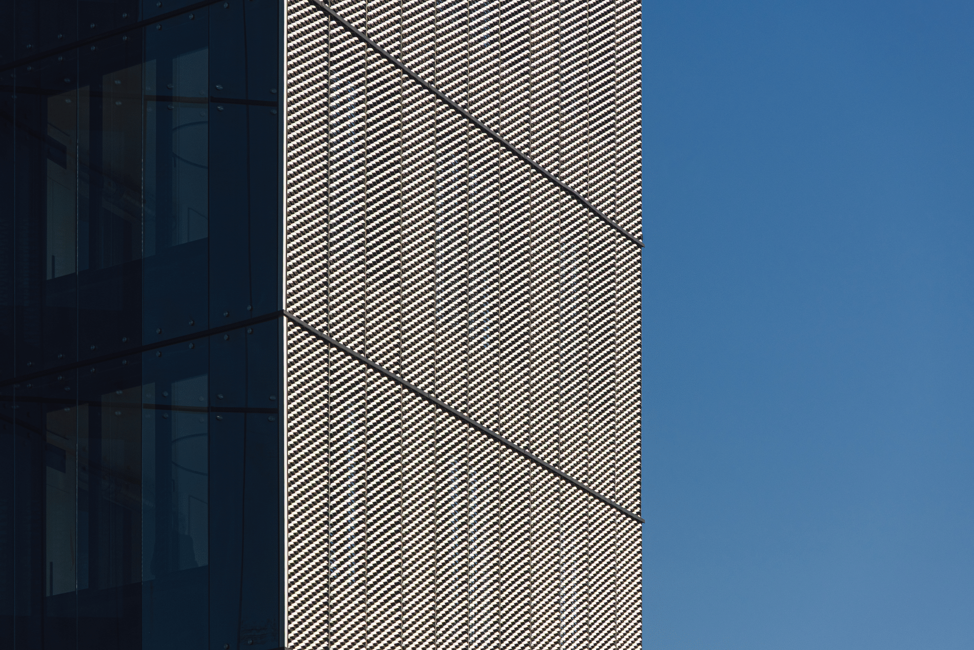 Grensverleggende kantoortoren geeft modulair bouwen nieuwe dimensie 1